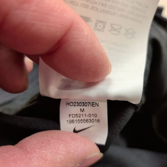 Nike ACG Mid Rise Hiking Pants Women's Medium Black Cargo Belted FD5211-247 EUC - Picture 8 of 15